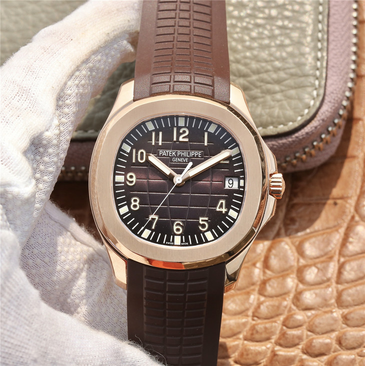 Z Factory Replica Patek Philippe Aquanaut 5167R Rose Gold Watch with Brown Rubber Strap